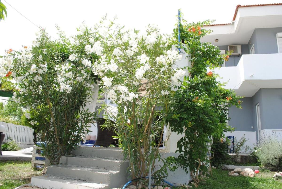 Karmik Concept Apartments Afantou Exterior photo